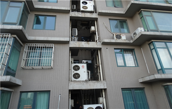 上海市浦东新区浦东大道某房屋厨房倒灌水原因检测鉴定